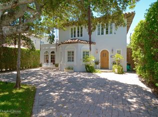 256 E Lakewood Rd, West Palm Beach, FL 33405