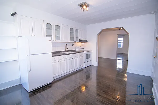 Rented by Leviathan Leasing LLC | media 2