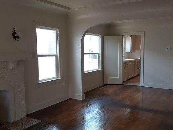 2nd image of 4454 35th St #35