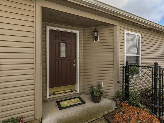 3rd image of 2929 Redland Ln
