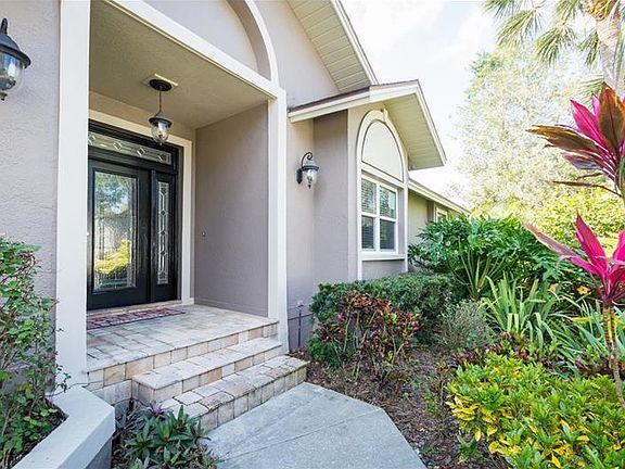2nd image of 1004 Marco Dr NE