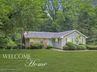 80 Fish Hawk Dr, Middletown, NJ 07748