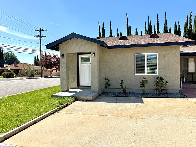 603 N San Antonio Ave #2 — Photo 1