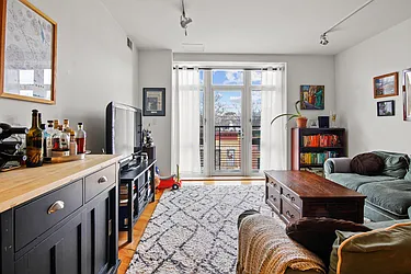 Rented by MYRTA ECHEVARIA LTD