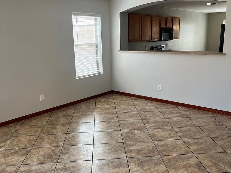 15946 W Williams St — Photo 12