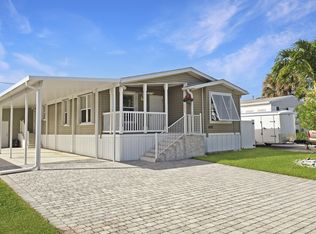 6939 SE Ridgeway Ter, Hobe Sound, FL 33455