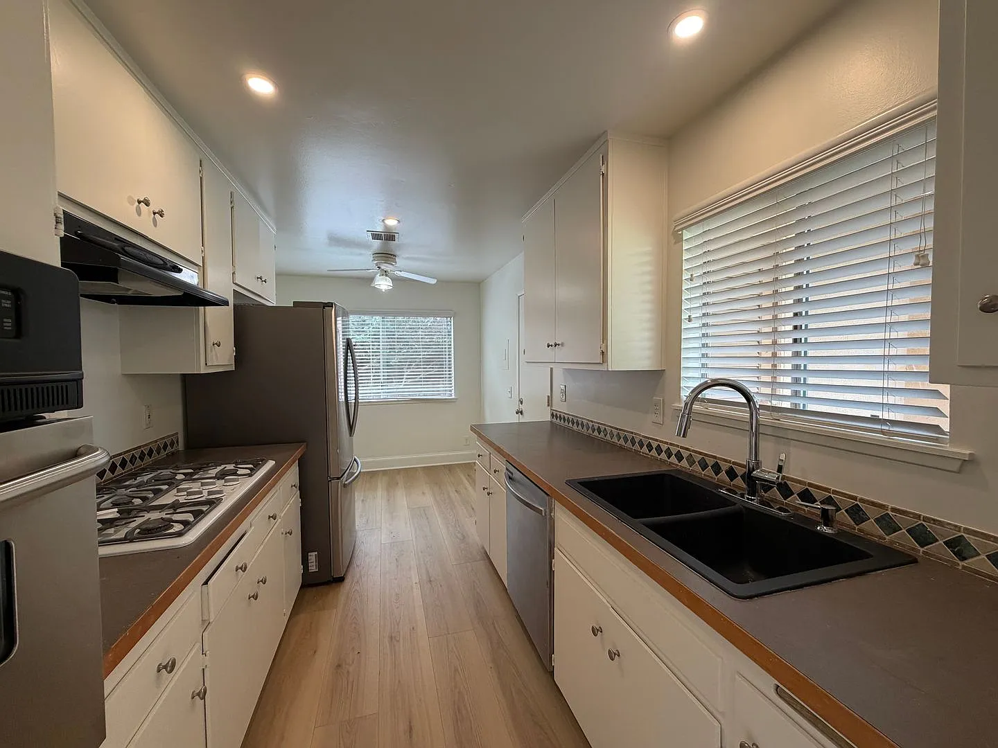 Goleta Gem- 3 bdrm/2 bath — Photo 2