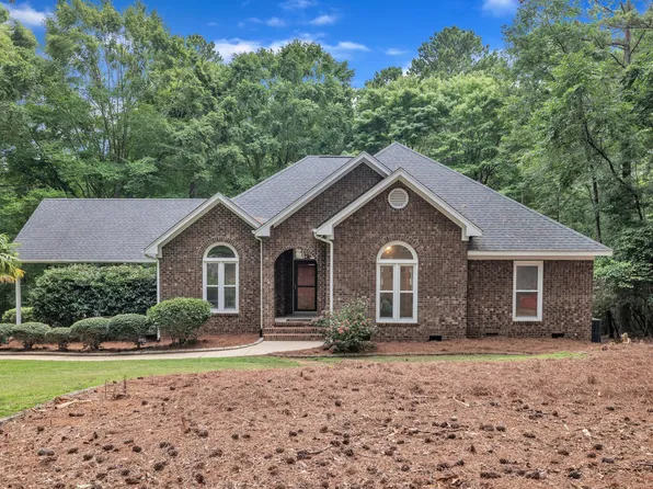 2095 Woodberry Dr, Clayton, NC 27527