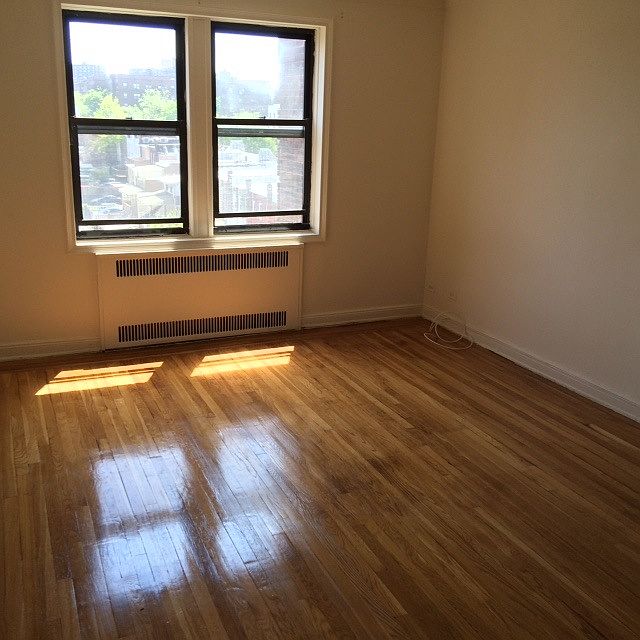 1st image of 4322 45th St APT 3B