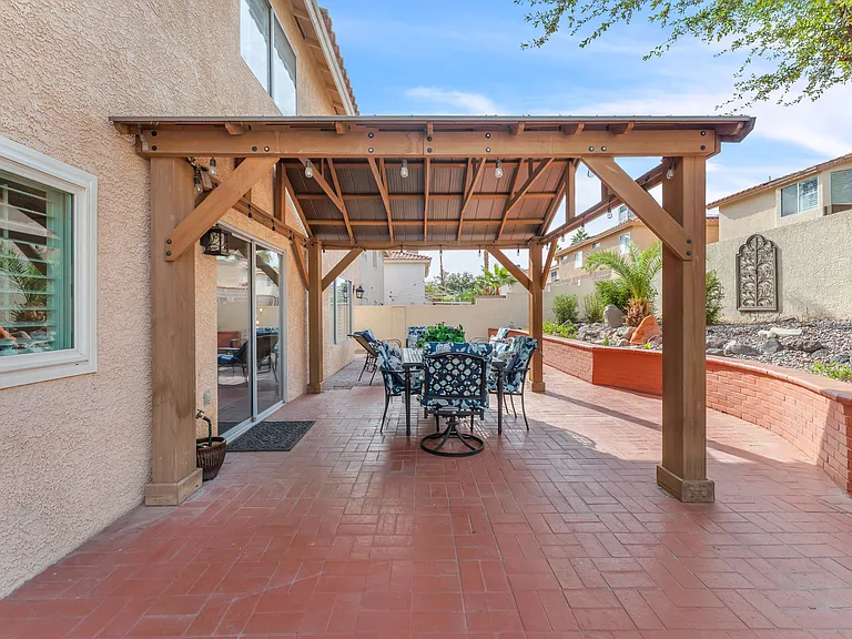 985 Flapjack Dr — Photo 36