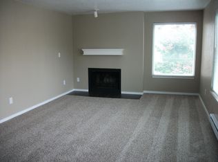 11250 Greenwood Ave N APT 201, Seattle, WA 98133