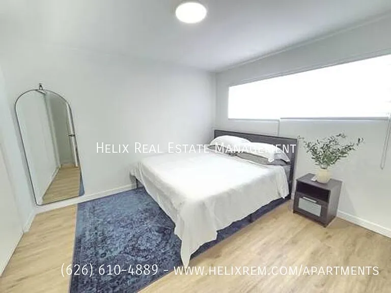 1313 Huntington Dr #7 — Photo 9