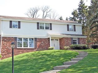 142 Glo Min Dr, Pittsburgh, PA 15241