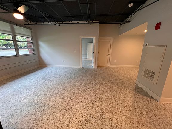 5th image of 7130 Granby St #108