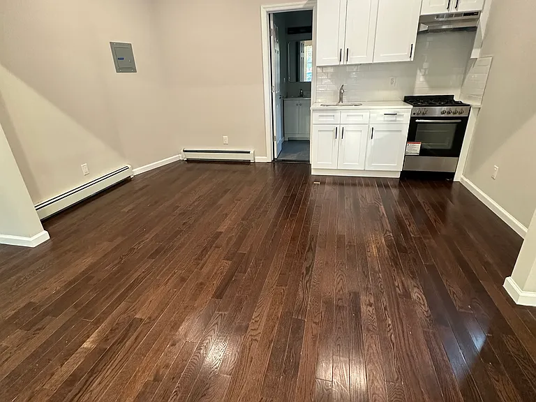 1607 Kerrigan Ave #1 — Photo 1