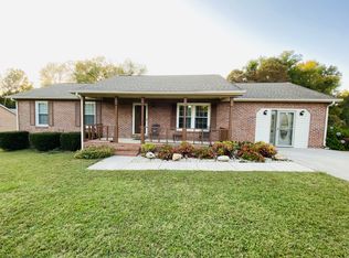 242 Timberlake Dr, Estill Springs, TN 37330