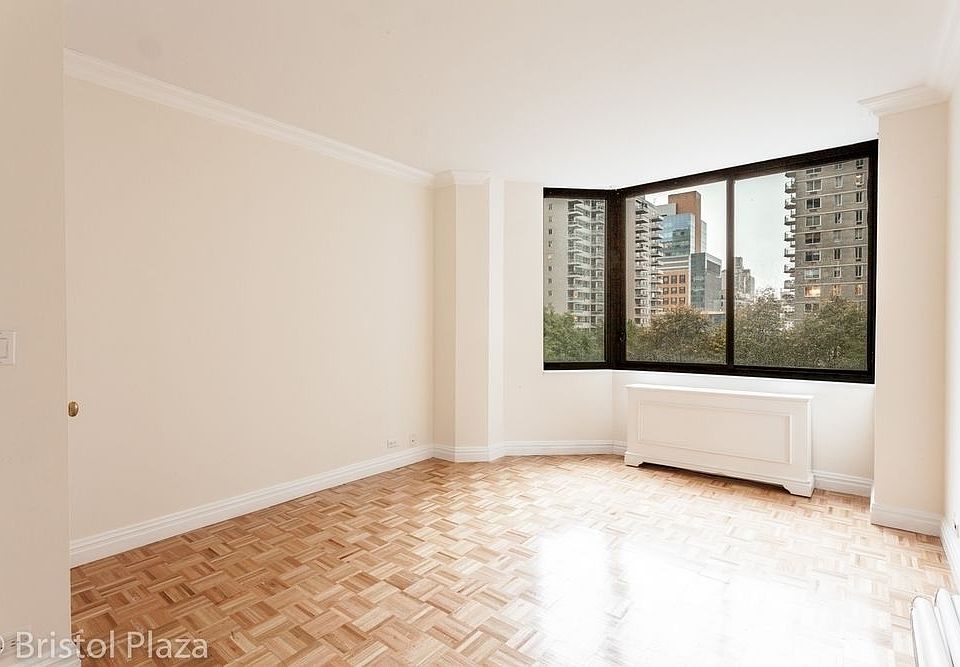 1st image of 210 E 65th St APT 6E