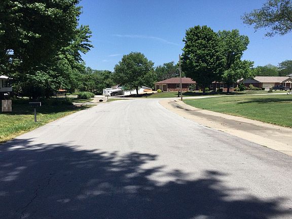 4th image of 106 Moreau Dr