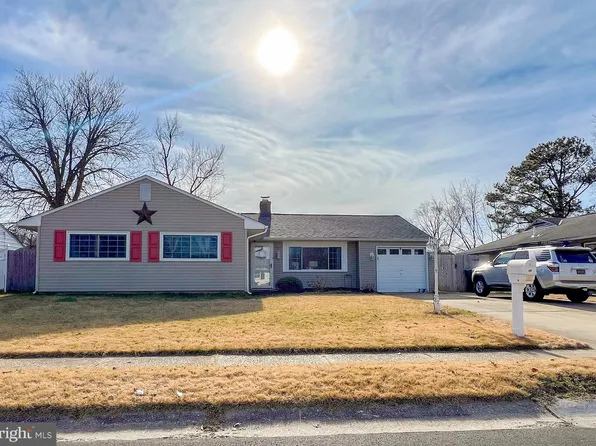 15 Malvina Ln, Newark, DE 19713