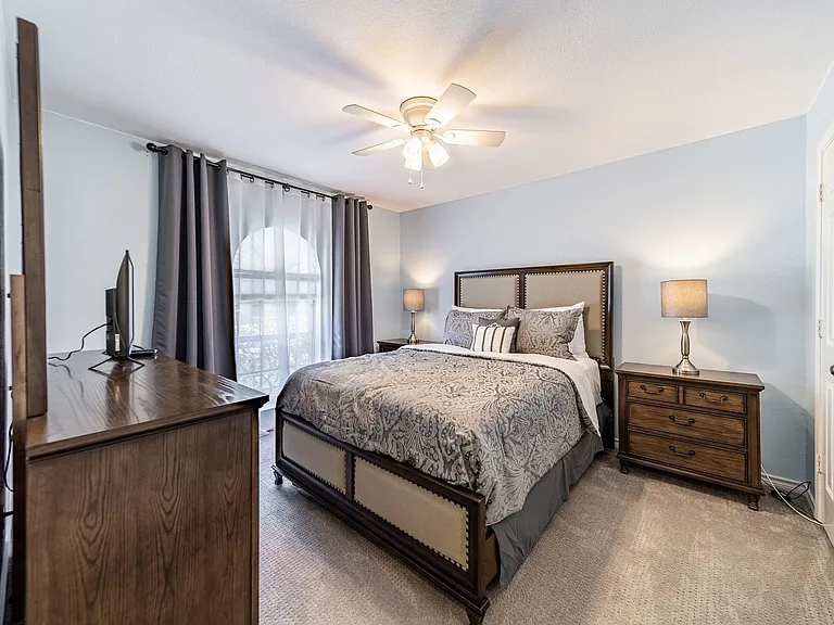 3305 Eisenhower Ln — Photo 18