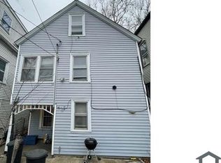 8521 S Muskegon Ave, Chicago, IL 60617