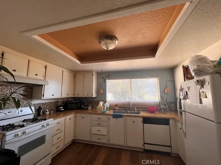 292 Parkview Pl — Photo 4