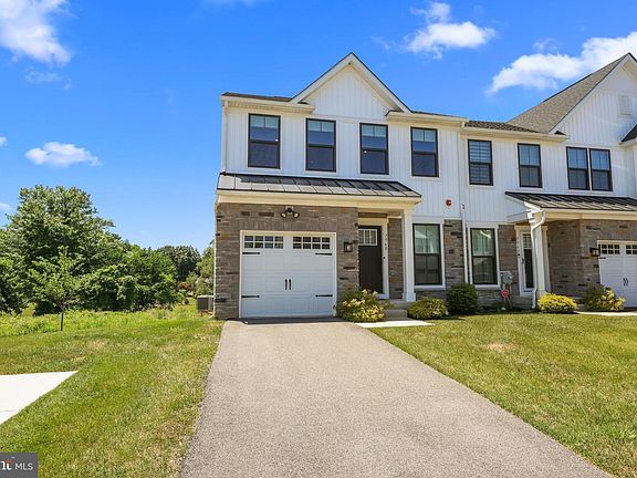 2nd image of 7960 Milltown Cir