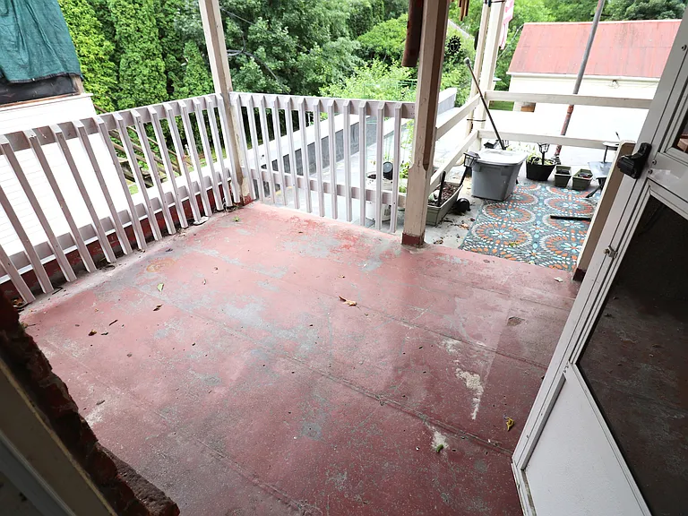 322 W Main St #3 — Photo 11