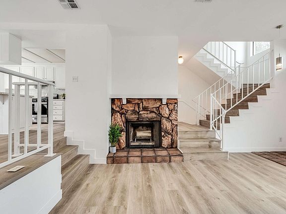 2nd image of 13901 Sayre St #77