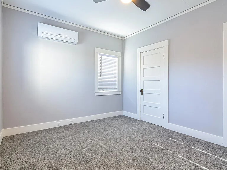 364 N M St — Photo 21