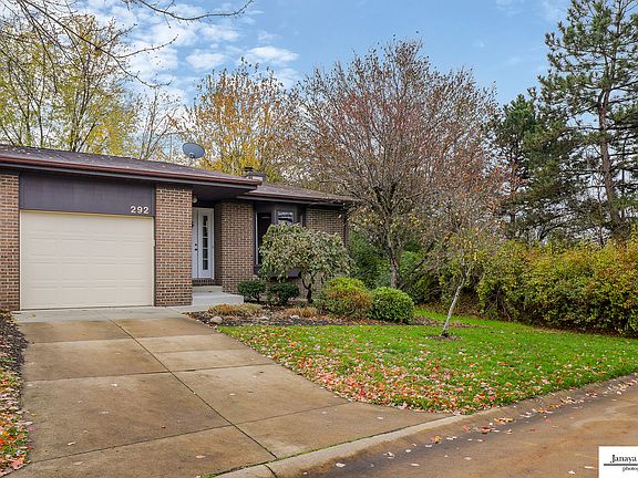 2nd image of 292 Stonearch Dr