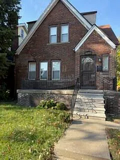 4 bed, 2.0 bath, 1626 sqft, $1,500 — Photo 1