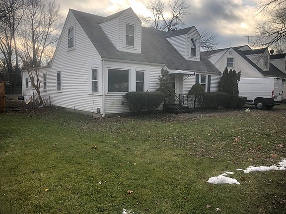 2nd image of 257 Hayes Dr