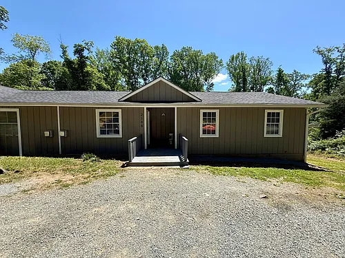 218 Hickory Forest Rd Photo 1