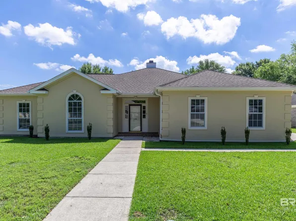155 Hawthorne Cir, Fairhope, AL 36532