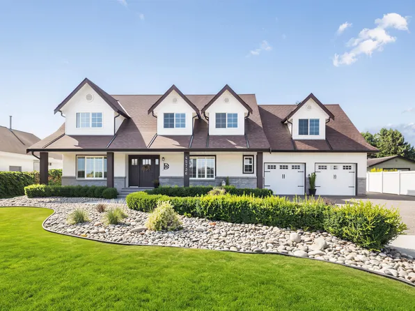 45736 Higginson Rd, Chilliwack, BC V2R 1C9