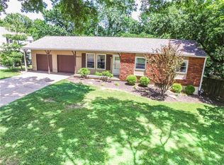 8401 N Virginia Ave, Kansas City, MO 64155