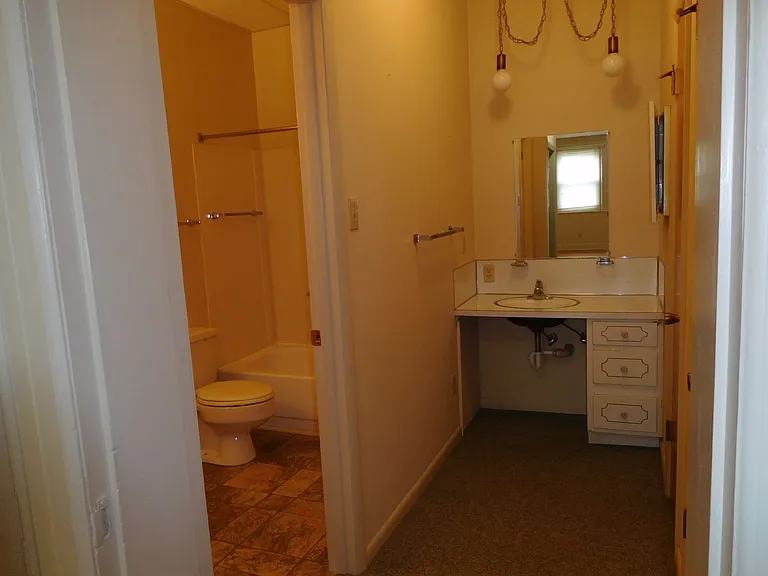 140 Snider Ave — Photo 16