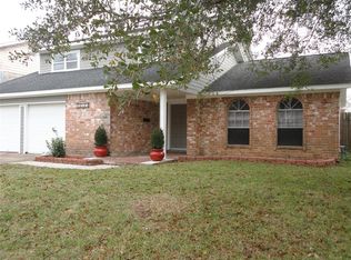 10815 Sageburrow Dr, Houston, TX 77089