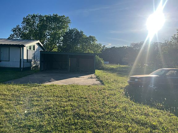 4th image of 1379 N Vicha Rd