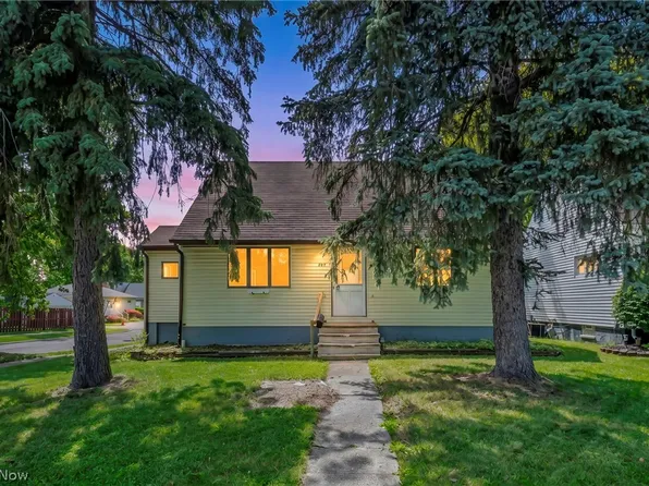 297 Paul St, Bedford, OH 44146
