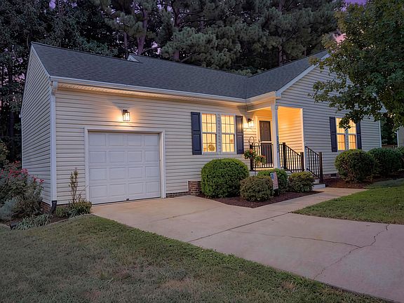 2nd image of 3833 Lodgepole Ln