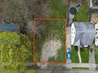 18483 Heyden St, Detroit, MI 48219