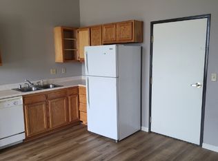 110 S Webster Ave #D, Omro, WI 54963