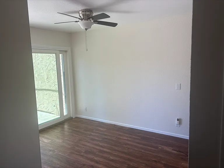 2083 Bay Meadows Dr — Photo 12