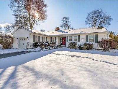 94 Newfield Dr, Rochester, NY, 14616