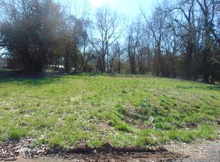 433 Palmer St, Lawrenceburg, TN 38464