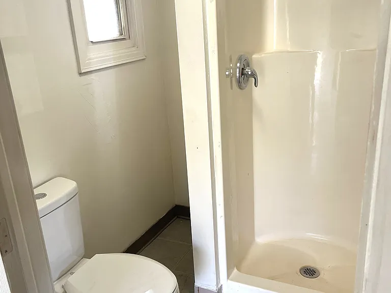 1712 Walnut St #3 — Photo 3