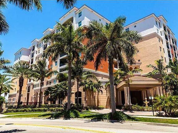 2nd image of 17100 N Bay Rd APT 1309