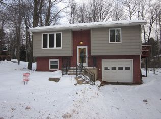 1952 W Fair Ave, Marquette, MI 49855